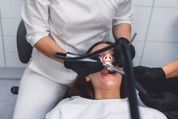 Best Emergency Gum Treatment in Great Neck, NY